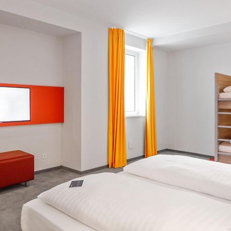 Campanile Frankfurt Offenbach Hotell Exteriör bild