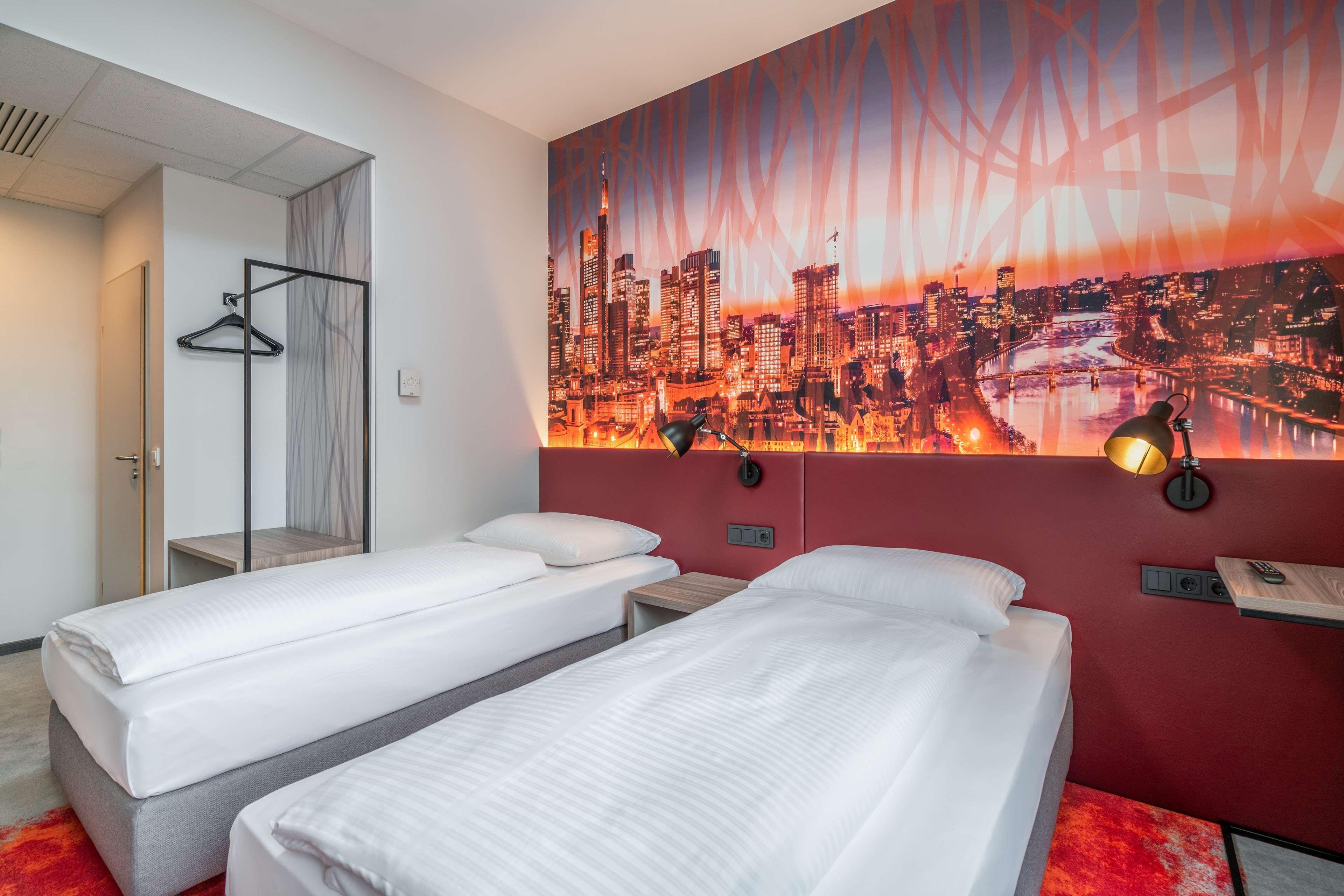 Campanile Frankfurt Offenbach Hotell Exteriör bild