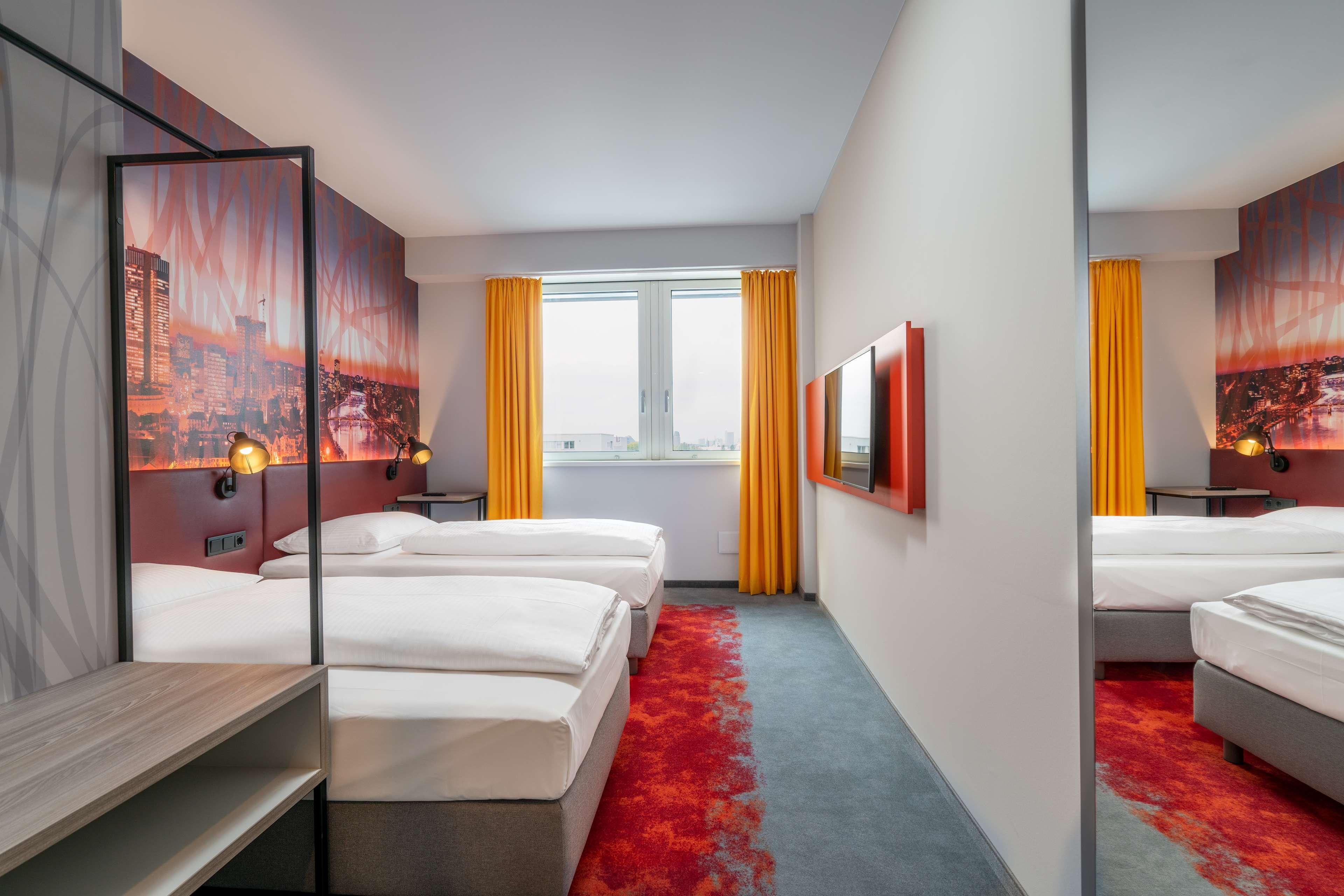 Campanile Frankfurt Offenbach Hotell Exteriör bild