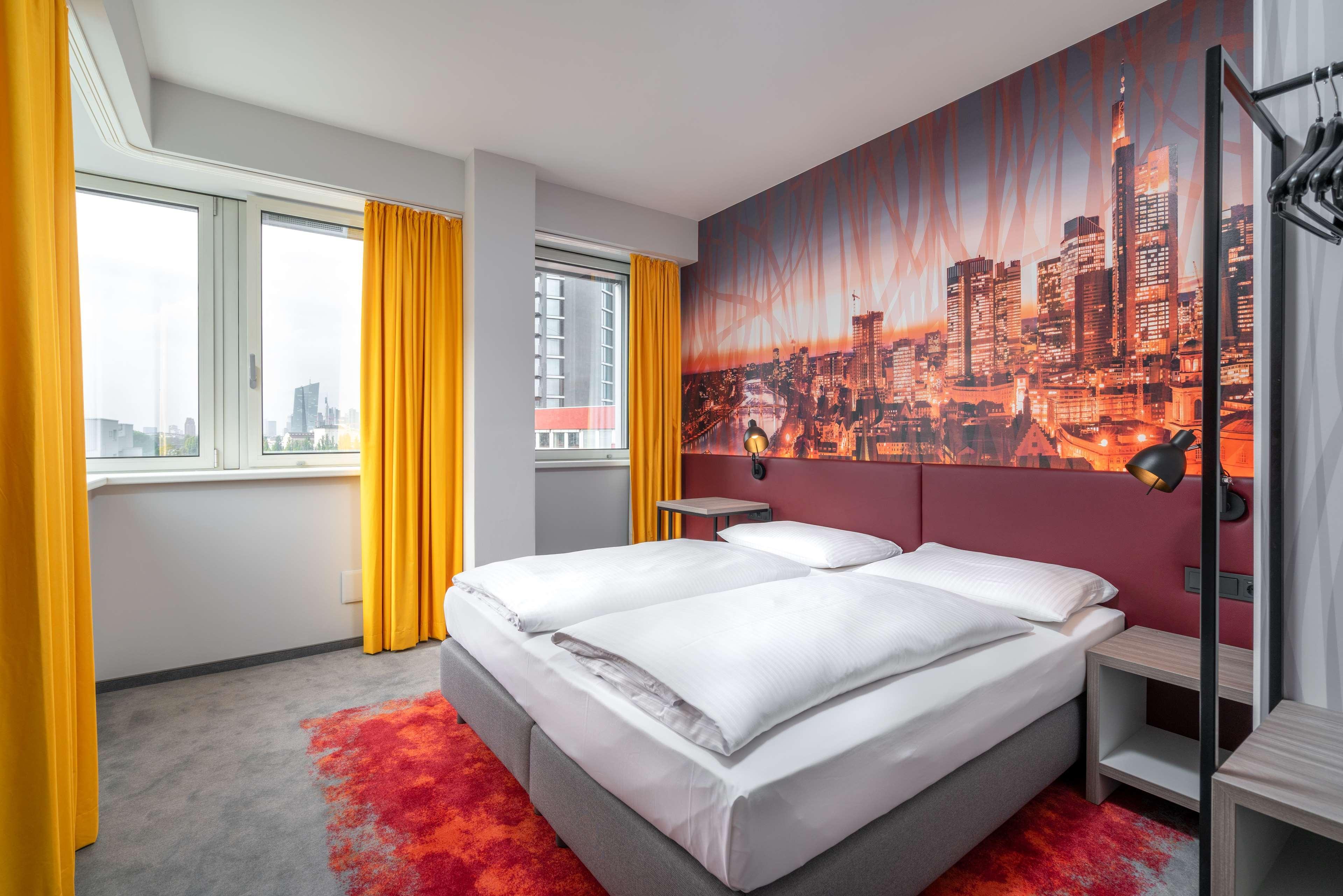 Campanile Frankfurt Offenbach Hotell Exteriör bild