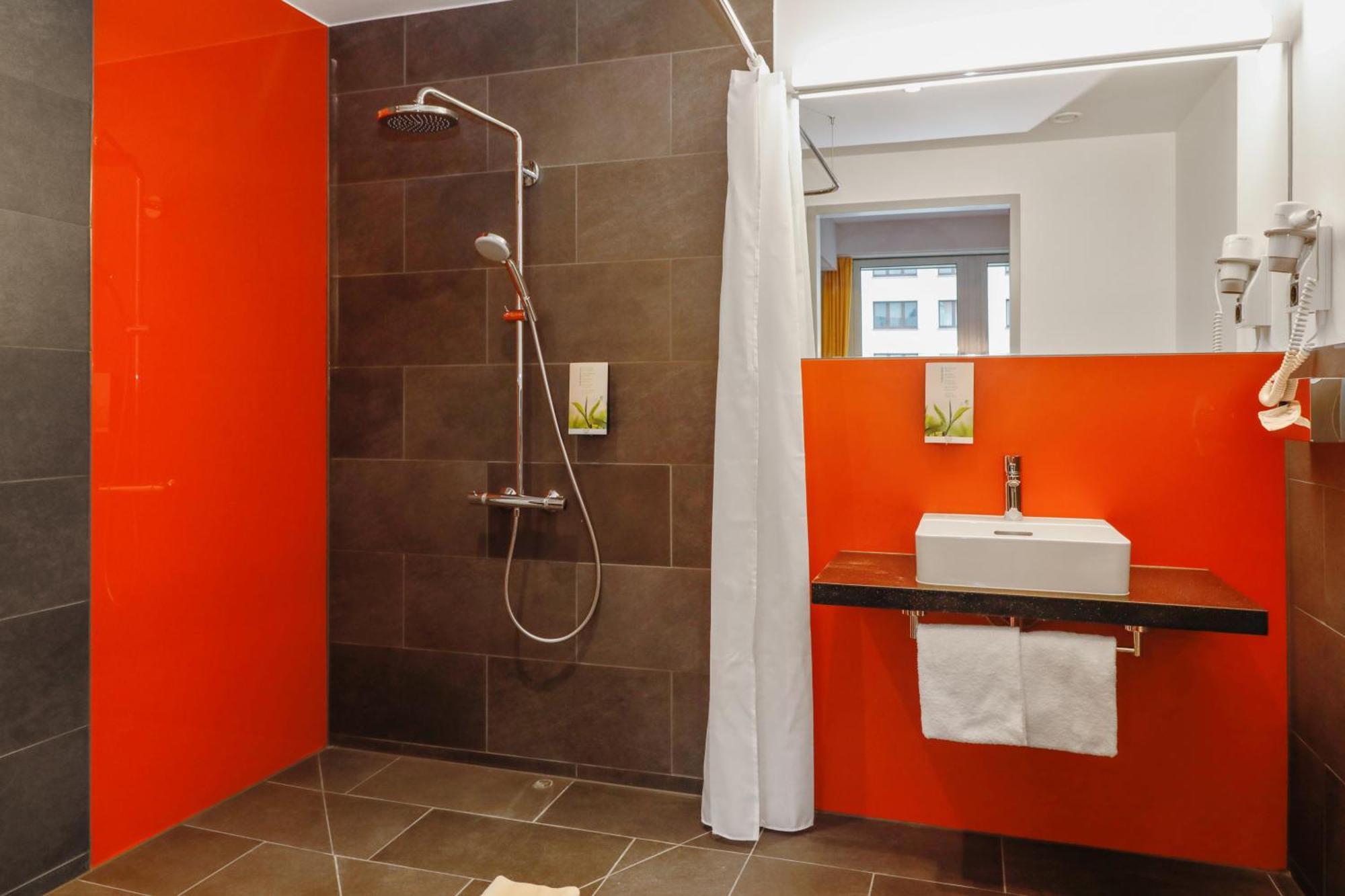 Campanile Frankfurt Offenbach Hotell Exteriör bild